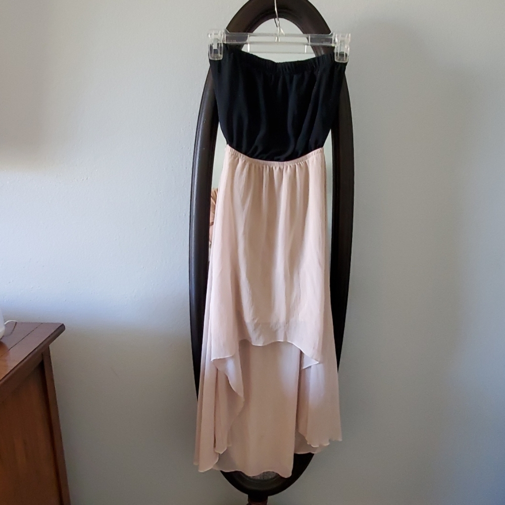 Dress - Picture 2 of 3